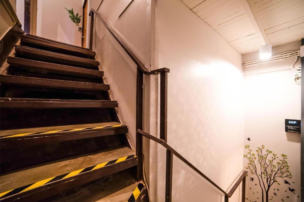 Oyo 480 Lemon Siam Hostel Бангкок Экстерьер фото