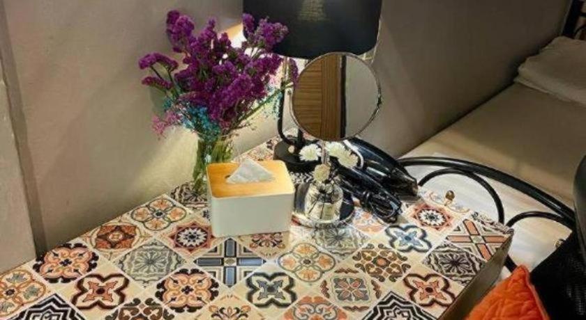 Oyo 480 Lemon Siam Hostel Бангкок Экстерьер фото